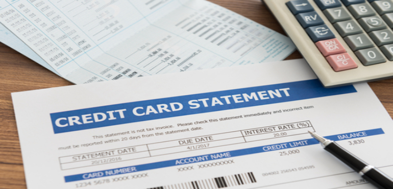  Smart Ways to Use Credit Cards and Avoid Debt Traps