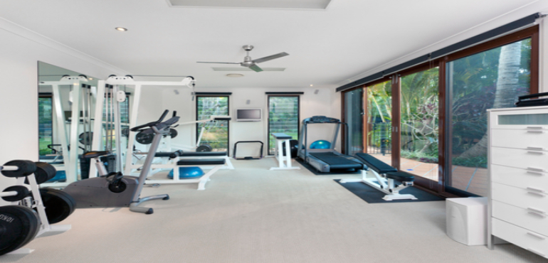 Building a Home Gym on a Budget: Must-Have Equipment for Fitness Enthusiasts